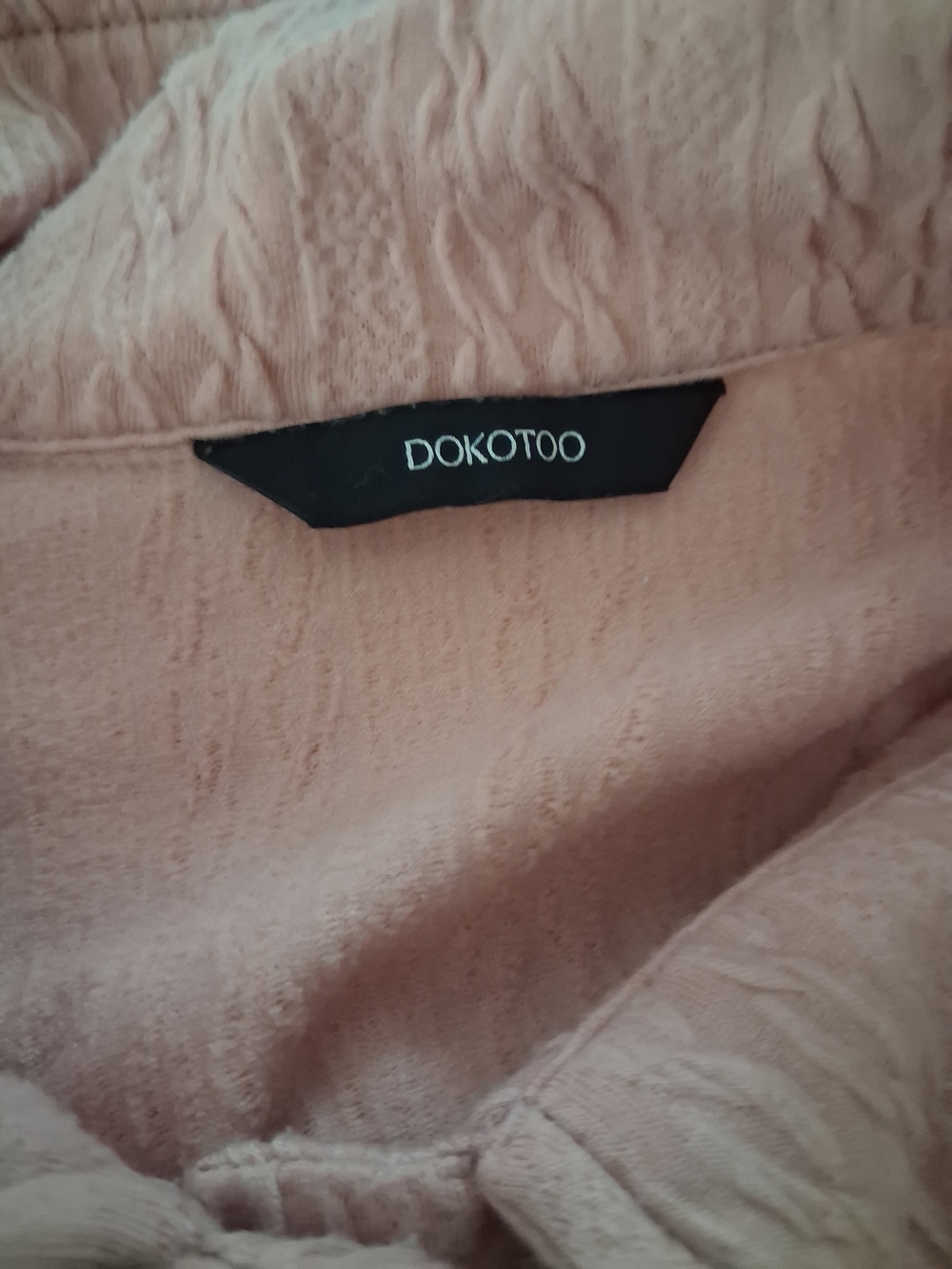 Light Pink Textured Cableknit Button-Up Shacket/button Down - Picture 5 of 6